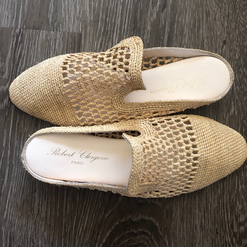 Robert Clergerie beige woven mule (NEW)